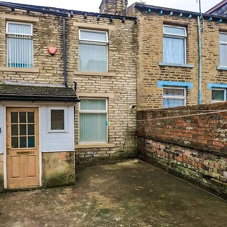 Holiday home Modern & Spacious 2 Bed House - Free Parking *